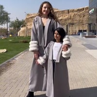 فروه نسائيه لون اسود مع لمسات عصريه مناسبه للكبار...