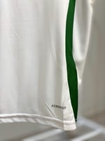 تيشيرت نادي الاهلي السعودي الاساسي 2024/2025 لون ا...