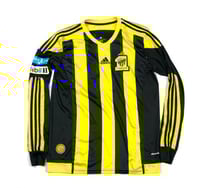 تيشيرت الاتحاد الأساسي 2015 بألوان الأصفر والأسود