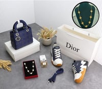 طقم كامل نسائيه *ماركة