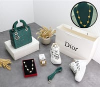 طقم كامل نسائيه *ماركة