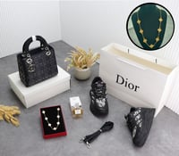 طقم كامل نسائيه *ماركة