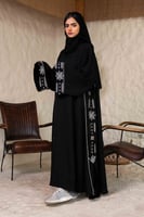 عباية اسود بتطريز ابيض