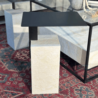 طقم طاولات ضيافة 5 قطع زجاج شفاف سطح مربع وقاعدة ب...