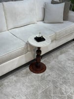 طقم طاولة خشب بني بسطح بديل رخام – تصميم فاخر وأني...