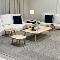 طقم طاولات ضيافة أرضي 5 قطع خشب بيج بأرجل خشبية ما...