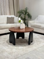 طقم طاولات ضيافة 7 قطع خشب سنديان وبني دائري وقاعد...