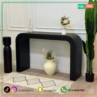 كونسول - مدخل خشبي بلون أسود