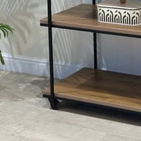 عربية تقديم 3 دور خشب بني - متعددة الألوانAB