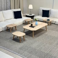 طقم طاولات ضيافة أرضي 5 قطع خشب بيج بأرجل خشبية ما...