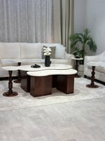 طقم طاولة خشب بني بسطح بديل رخام – تصميم فاخر وأني...