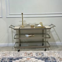 عربية بديل رخام مع زجاج 3 دور لون شمباني