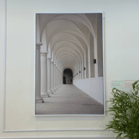 لوحة جدارية تجريدية مودرن ممر الأعمدة الكلاسيكي 80...