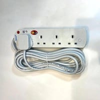 توصيلة كهرباء 3 مدخل 5 متر صناعة ماليزية