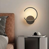 إضاءة جدارية مودرن بثلاثة اللوان اسود و فضي و ذهبي...