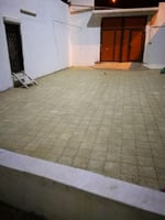 كشاف 100 واط أبيض