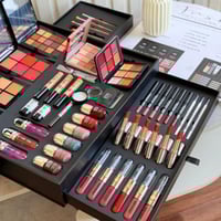 بوكس مكياج اصلي مصرح متكامل