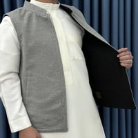 رصاصي / اسود