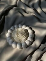 شمعه مع حامل شمع