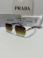 نظارة برادا