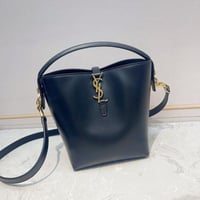 اسود