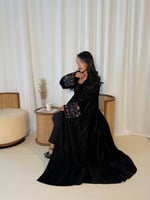 عباية F97 مخمل مكسر اسود مع اكمام تطريز مودرن هندي...