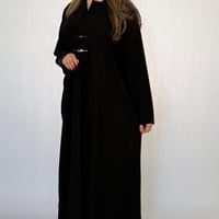 عبايه F90 قماش كريب كوبا 1 اسود ساده أزرار إماميه...