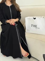 عبايه F60 قماش كريب كوبا 1 اسود وتطريز يدوي كورشيه...