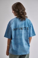 INFINITE Oversize T-shirt