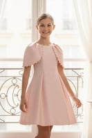 فستان باكمام مميزة