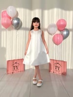 فستان ابيض مميز وانيق قطعتين