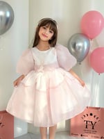 فستان الفيونكات اورقنزا وردي + شنطة وطوق