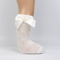 جورب مواليد طويل بفيونكة