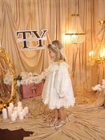 فستان مواليد بيج بتفاصيل دانتيل