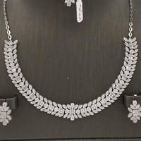 طقم ذهب عيار 18 الوزن 33.35 جرام