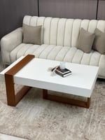 طاولة قهوة مستطيلة بلون أبيض وقاعدة خشبية – تصميم...