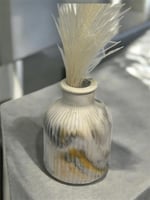 مزهريه صغيره بتصميم رخامي