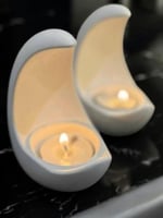 حامل شمعه بتصميم هلالي