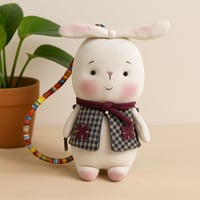 دمية قماشية أرنب محشو