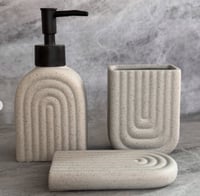 طقم إكسسوارات حمام من 3 قطع – لون رمادي مطفي