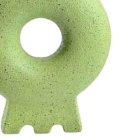 مزهرية ديكور خزفية دائرية بتصميم عصري