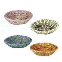 صحون تقديم قش ملونة يدوية