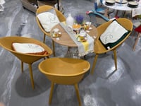 كرسي بتصميم عصري مريح