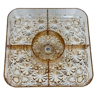 طبق مكسرات بغطاء