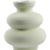 فازة خزفية بيج بتصميم منحوت عصري