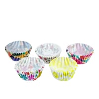 أكواب ورقية للكب كيك بتصاميم ملونة