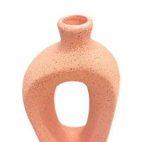 مزهرية ديكور خزفية بيضاوية بلون وردي فاتح