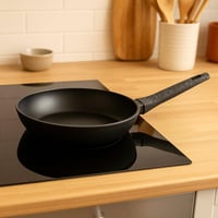 مقلاة غير لاصقة بمقبض رخامي – تصميم عصري 24سم