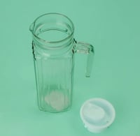 إبريق زجاجي أنيق بغطاء