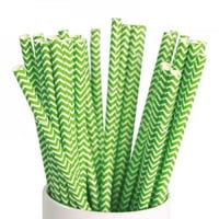 مجموعة مصاصات ورقية صديقة للبيئة بنقشة متعرجة خضرا...